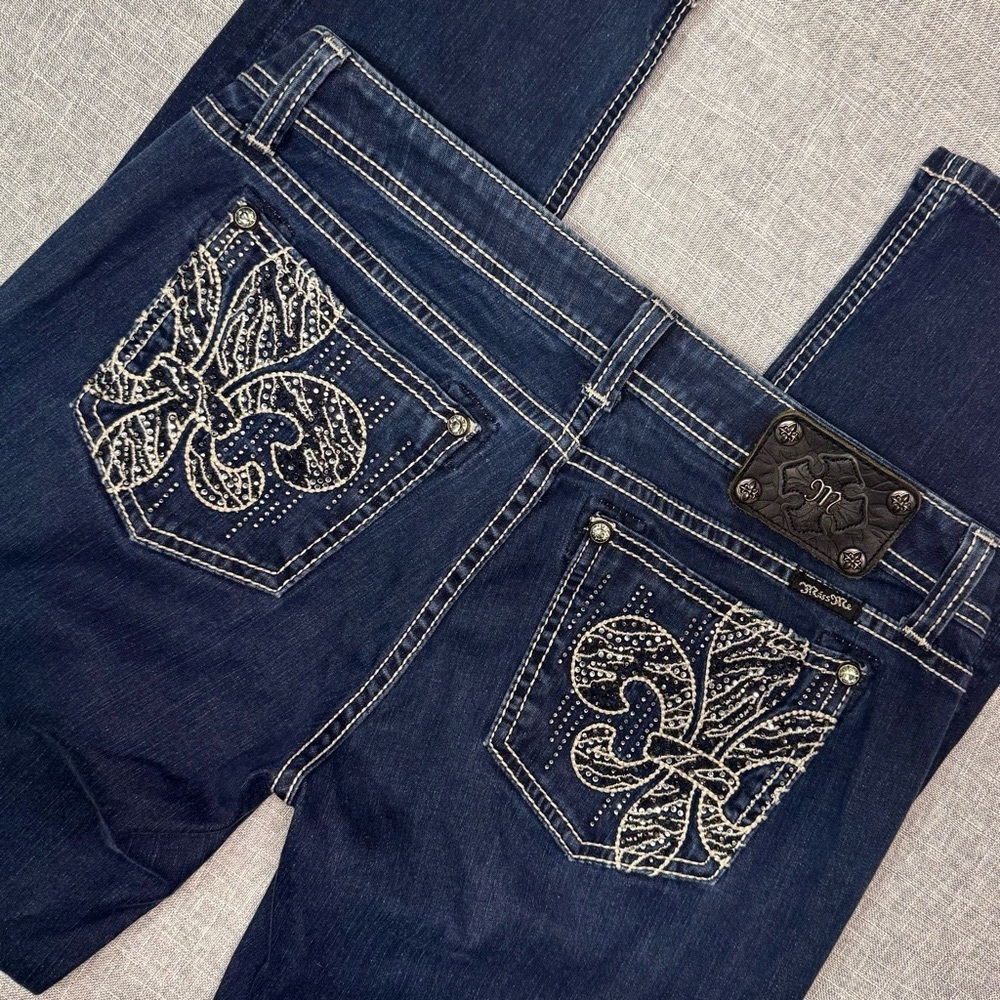 Miss Me Easy Skinny Jean Fleur De Lis Dark Wash Jeans Rhinestone Bling Size 31 - Picture 7 of 10